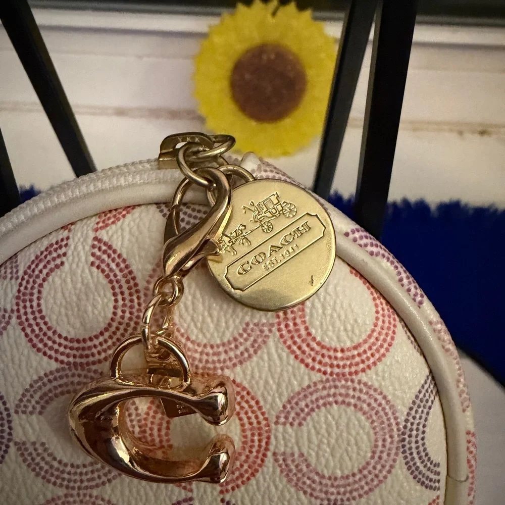 AUTHENTIC Coach Circular Coin Pouch. A mini charm added. - Picture 4 of 13